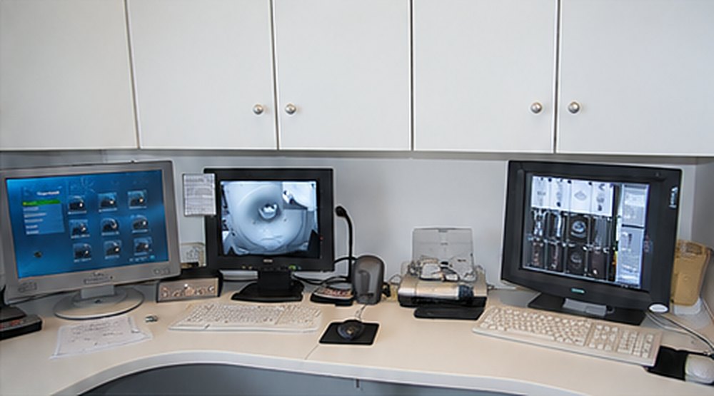 Diagnostic imaging workstation